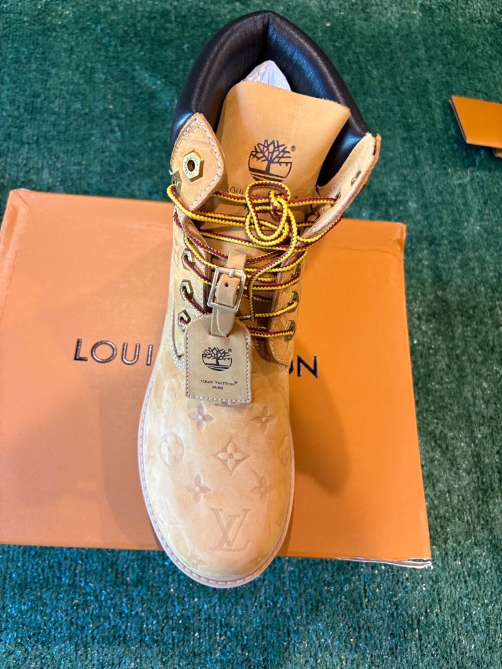 Louis Vuitton Monogram Timberlands - Picture 3 of 6